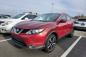 Nissan Qashqai SL + CUIR + TOIT + NAVIGATION + CAMÉRA 360 + 2017