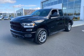 Ram 1500 Sport + V8 + 5.7 HEMI + HITCH + CAMERA + 2019