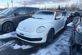 Volkswagen Beetle Convertible CLASSIC + APPLE CARPLAY + BANCS CHAUFFANTS +++ 2016