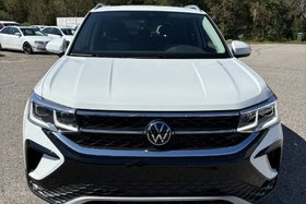 Volkswagen Taos HIGHLINE 2024