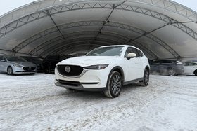 2021 Mazda CX-5 Signature AWD W/ PARKING SENSORS