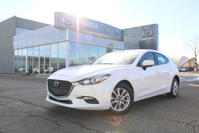 2018  Mazda3 Sport GS Auto W/ BACK UP CAMERA