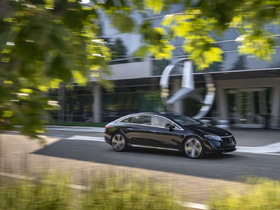 La Mercedes-Benz EQS 2023 révolutionne le segment des véhicules électriques de luxe