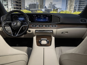 5 Must-Have Tech Features in the 2025 Mercedes GLE