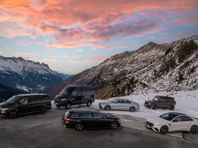 Au-delà de l’hiver : pourquoi la traction intégrale 4MATIC est votre alliée sur l’autoroute 440 pendant un orage d’été