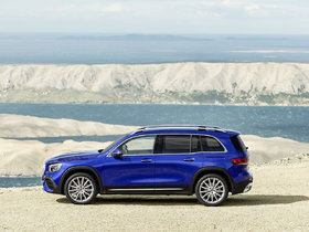 Pre-owned Mercedes-Benz GLB vs. Used BMW X1