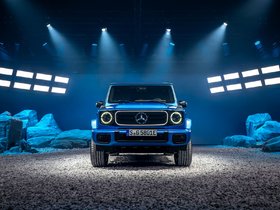 « Tank Turns » et capots transparents : 5 caractéristiques remarquables du Mercedes-Benz G 580 électrique