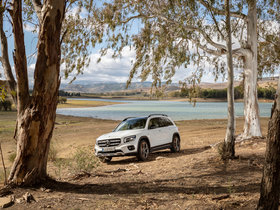 Why Mercedes 4MATIC Is Essential for Year-Round Driving in Eastern Ontario