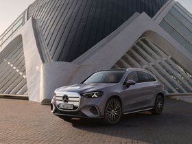 Why Ottawa Drivers Are Considering the 2026 Mercedes-Benz GLC Electric SUV