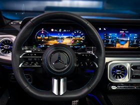 Comment la fonction caméra « capot transparent » facilite la navigation dans la neige épaisse