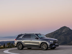 2021 Mercedes-Benz GLE vs. 2021 Audi Q7: The veteran and the rookie