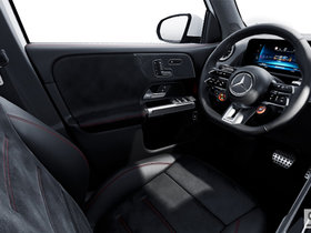 2025 Mercedes-Benz GLB - Exterior - 1