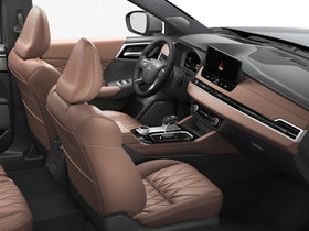 2025 Mitsubishi Outlander - Exterior - 1