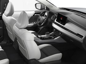 2025 Mitsubishi Outlander - Exterior - 1