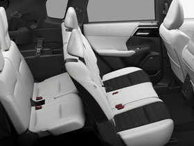 2025 Mitsubishi Outlander - Exterior - 1