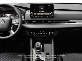 2025 Mitsubishi Outlander - Exterior - 1