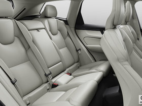 2025 Volvo XC60 Plug-in Hybrid - Exterior - 1