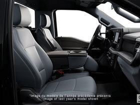 Ford F-550  2026 - Extérieur - 1