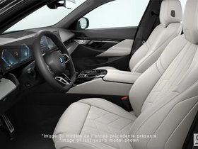 BMW 5 Series Sedan PHEV  2027 - Extérieur - 1