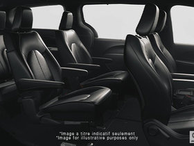 Chrysler Pacifica  2027 - Extérieur - 1