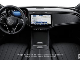 Mercedes-Benz E-Class  2027 - Extérieur - 1