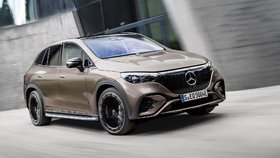 2023 Mercedes-Benz EQS SUV versus 2023 Mercedes-Benz EQE SUV: Which Mercedes-Benz electric SUV is for you?