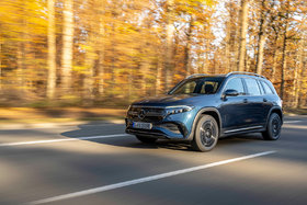 Comment PRE-SAFE, DISTRONIC et Digital Light travaillent ensemble dans les conditions de conduite au Québec