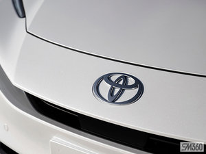 Toyota Prius Limited AWD 2023 - photo 7