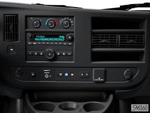 GMC Savana Passenger 3500 LT 2024 - photo 11