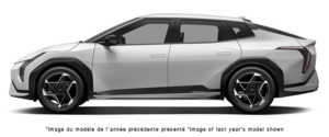 2027 KIA EV4