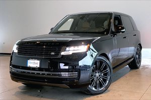 2025 Land Rover Range Rover P400 SE SWB