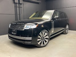 2025  Range Rover SV