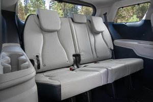 2025 Kia Carnival - Coming This Spring in Pickering