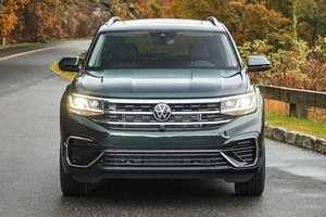2025 Volkswagen Atlas: Refinement and Capability in a Three-Row SUV