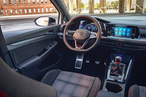 What is Volkswagen 4MOTION All-Wheel Drive and How Does It Work?