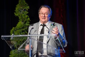 Luc Fiset - Employee of the Year at the Gala Distinction