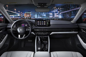 Honda Accord hybride 2025 : prix, specs et fiche technique