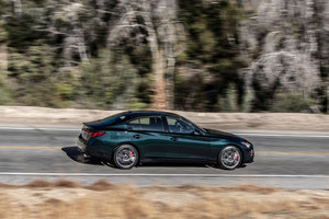 Infiniti Q50 vs BMW Série 3 : une surprise vous attend
