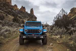 Jeep Introduces the New 2024 Wrangler Equipped with Advanced Features