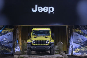 2024 Jeep Gladiator: Unveiling The Beast Within at the North American International Auto Show