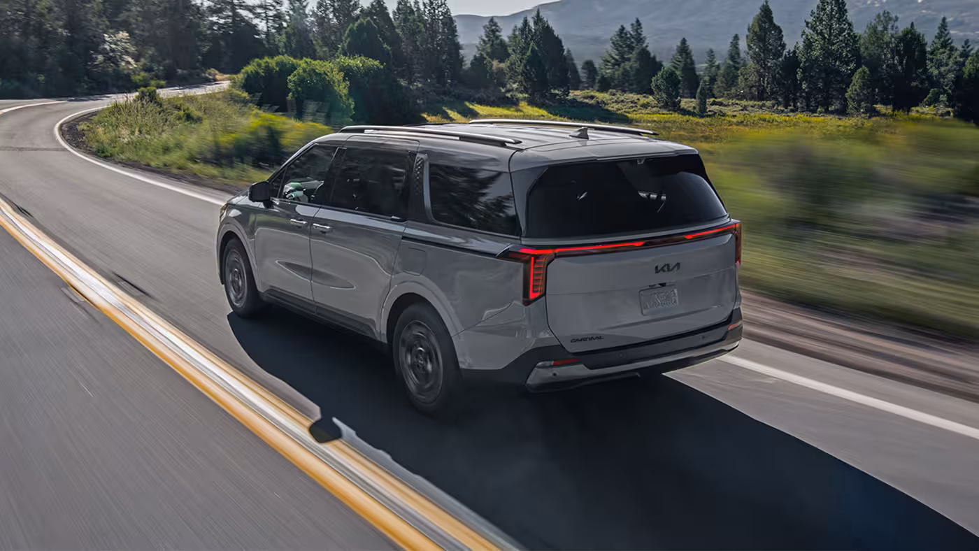 Kia Carnival 2026 : Quelle version choisir ?