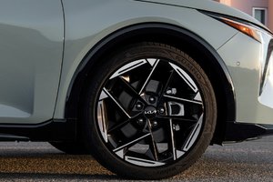 Forte Out, K4 In: 2025 Kia K4 Release Date, Specs, Dimensions