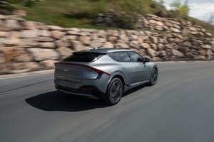 How Fast Are The 2022 Kia EV6 Charge Times?