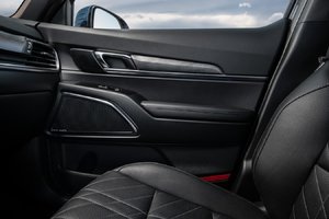 The 2023 Kia Telluride Inherits Kia's Curved, Seamless, 12.3-Inch Screen