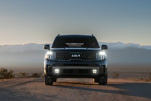 The 2023 Kia Telluride Inherits Kia's Curved, Seamless, 12.3-Inch Screen