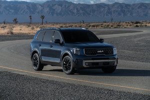 The 2023 Kia Telluride Inherits Kia's Curved, Seamless, 12.3-Inch Screen