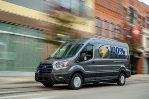 Ford Transit 2023, spacious and more