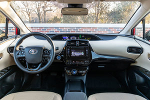 Three Things to Consider When Shopping for a Pre-Owned Toyota Hybrid Model