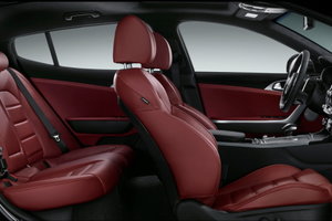 La Kia Stinger 2018 maintenant disponible chez Kia des Laurentides