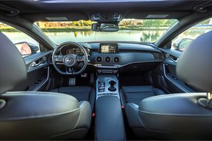 La Kia Stinger 2018 changera la façon dont vous voyez Kia